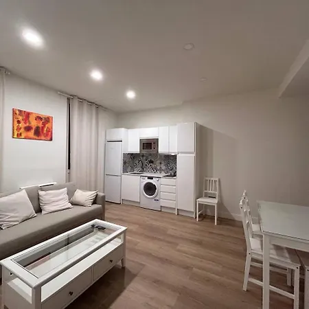 2 Privadas Con 1 Bano Privado, Salon Y Cocina Apartment *