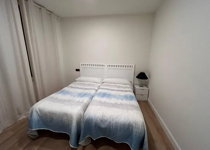 2 Privadas Con 1 Bano Privado, Salon Y Cocina Apartment Bilbao