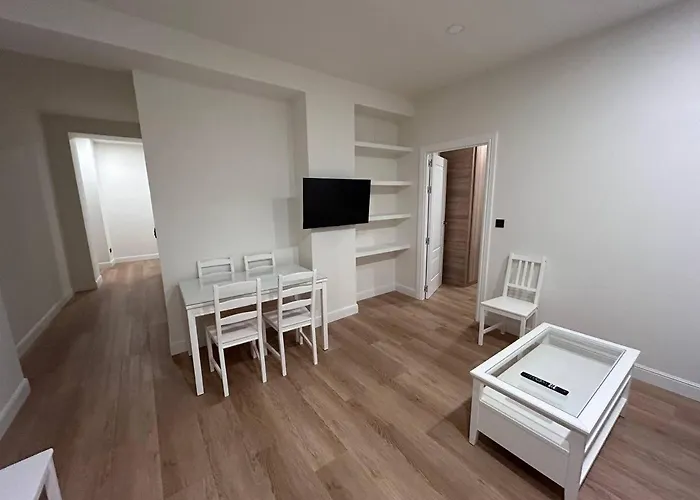 Appartement 2 Privadas Con 1 Bano Privado, Salon Y Cocina